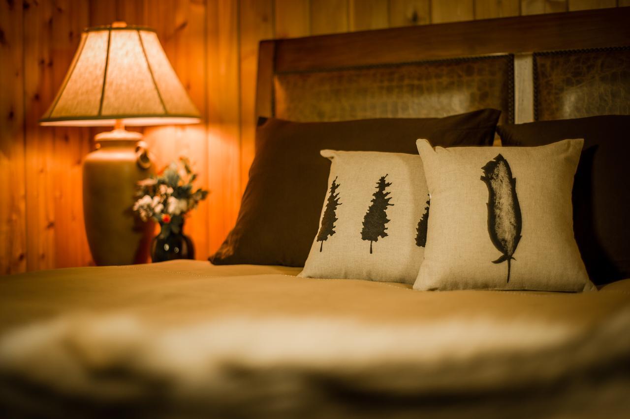 Bear Claw Lodge Kispiox Habitación foto